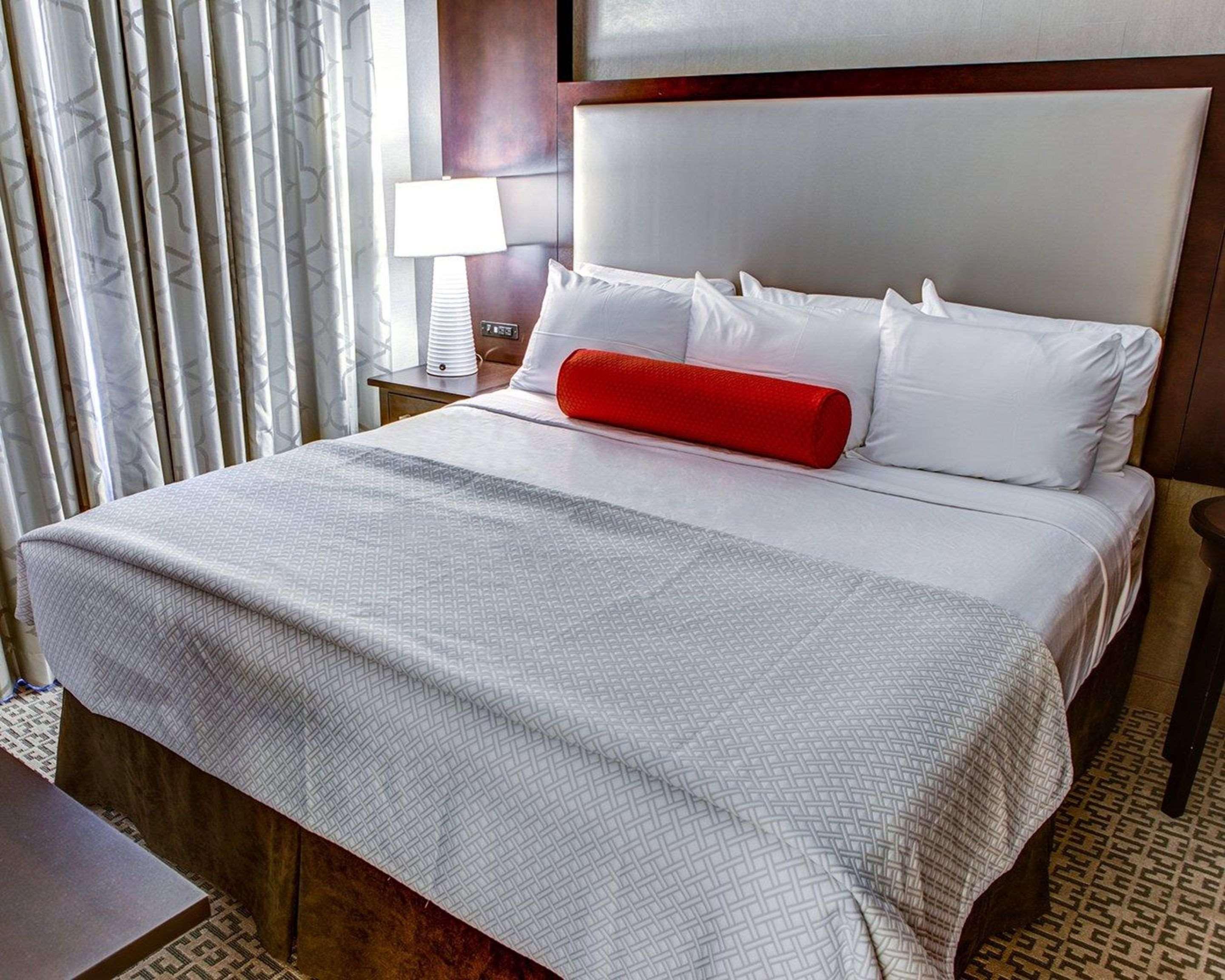 Cambria Hotel White Plains - Downtown Extérieur photo