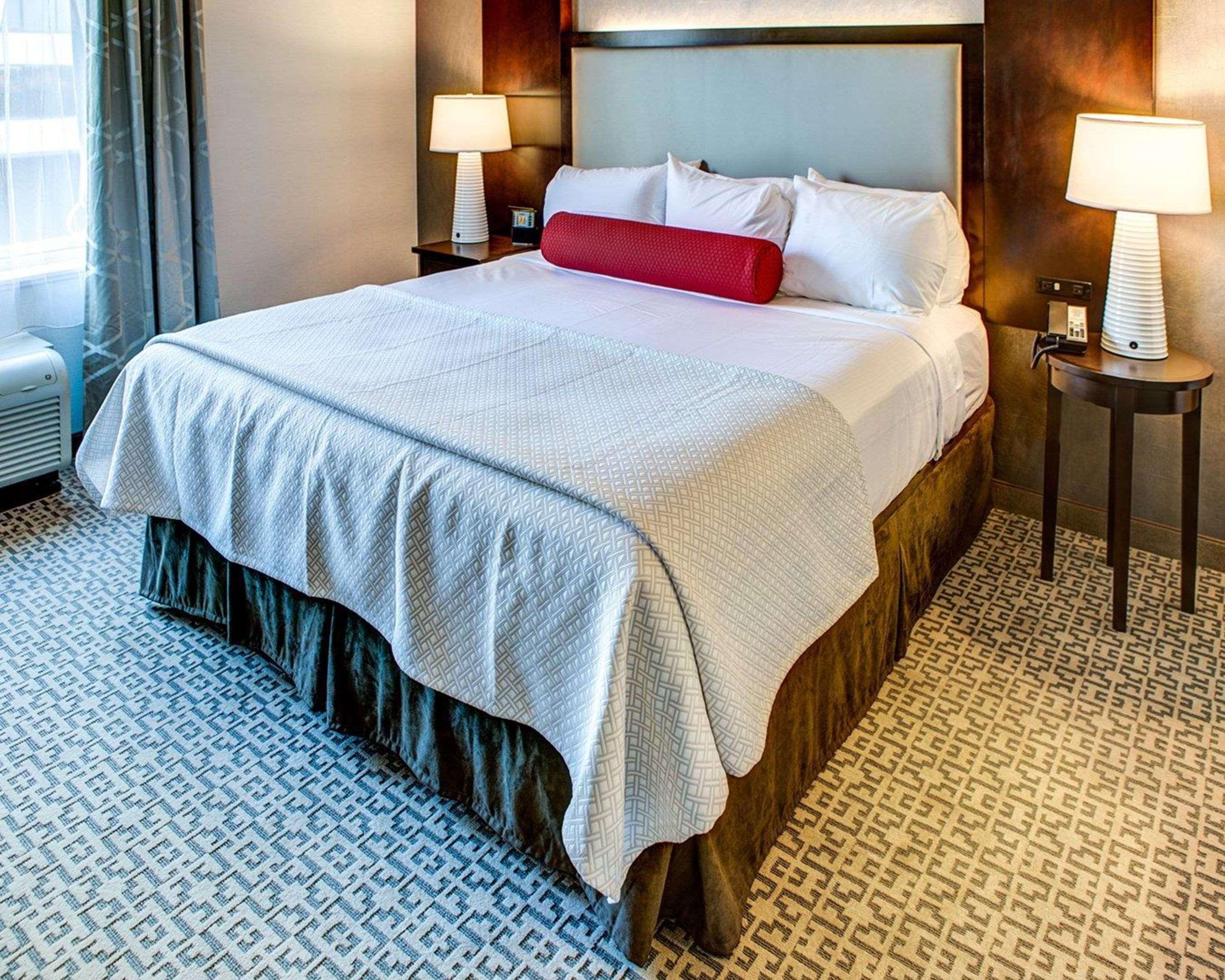 Cambria Hotel White Plains - Downtown Extérieur photo