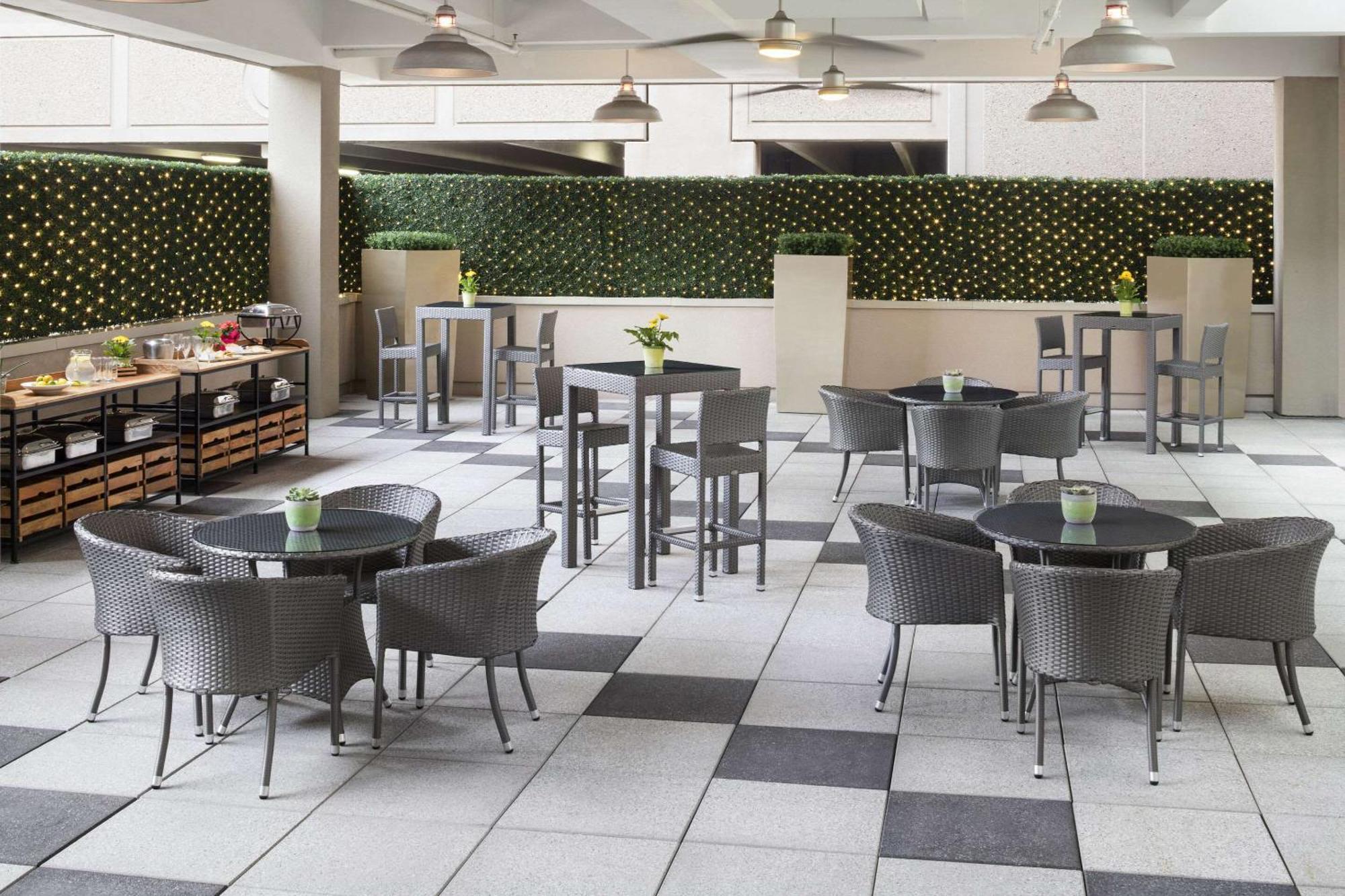 Cambria Hotel White Plains - Downtown Extérieur photo
